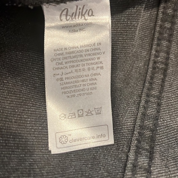 Adika Davis Distressed Black Grey Jeans Size Large NWT - Picture 9 of 11